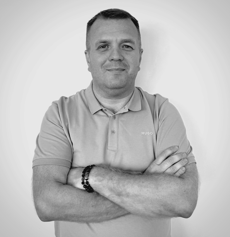 Edgars, Pārdošanas nodaļas vadītājs, MadFormat